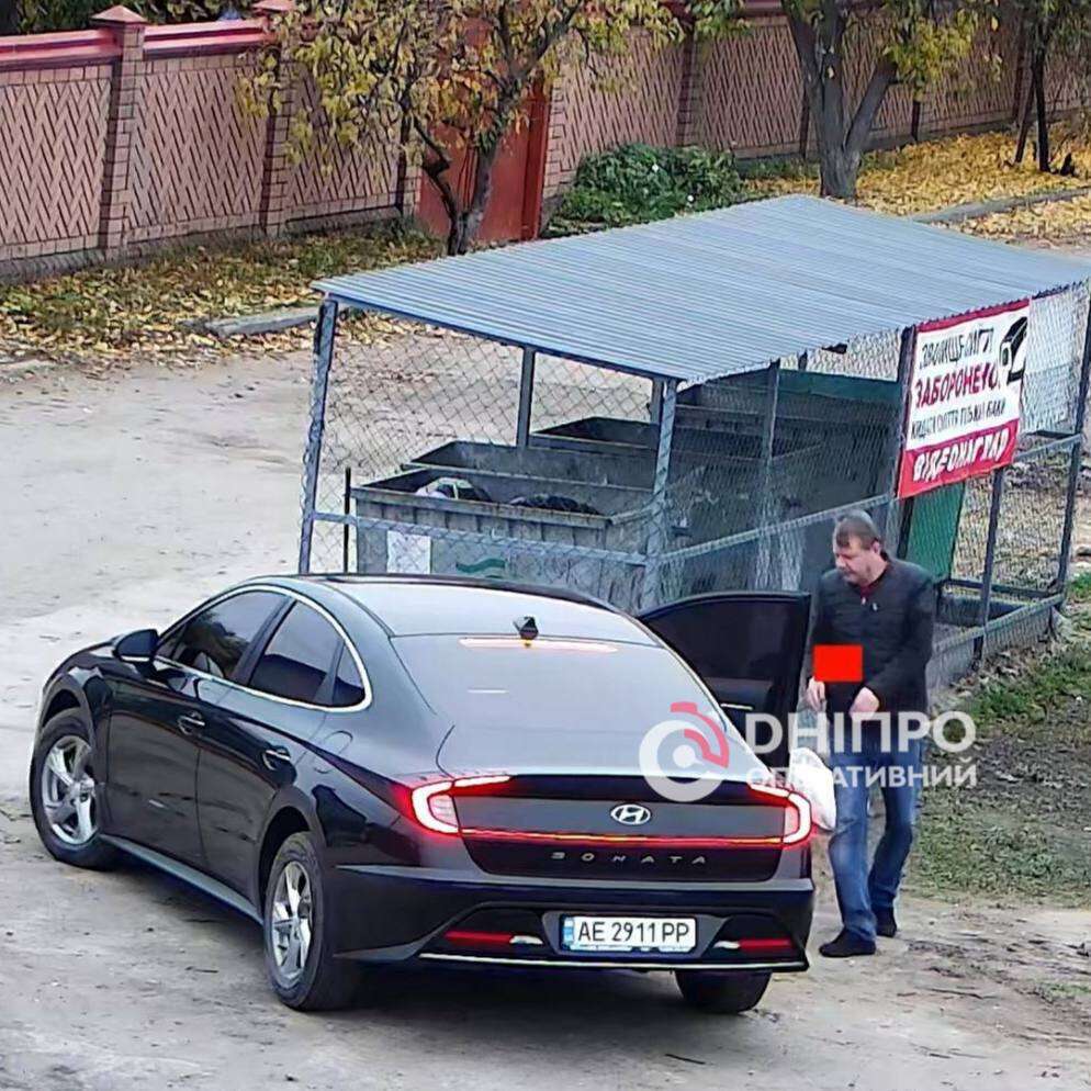 Викинули цуценя в Дніпрі