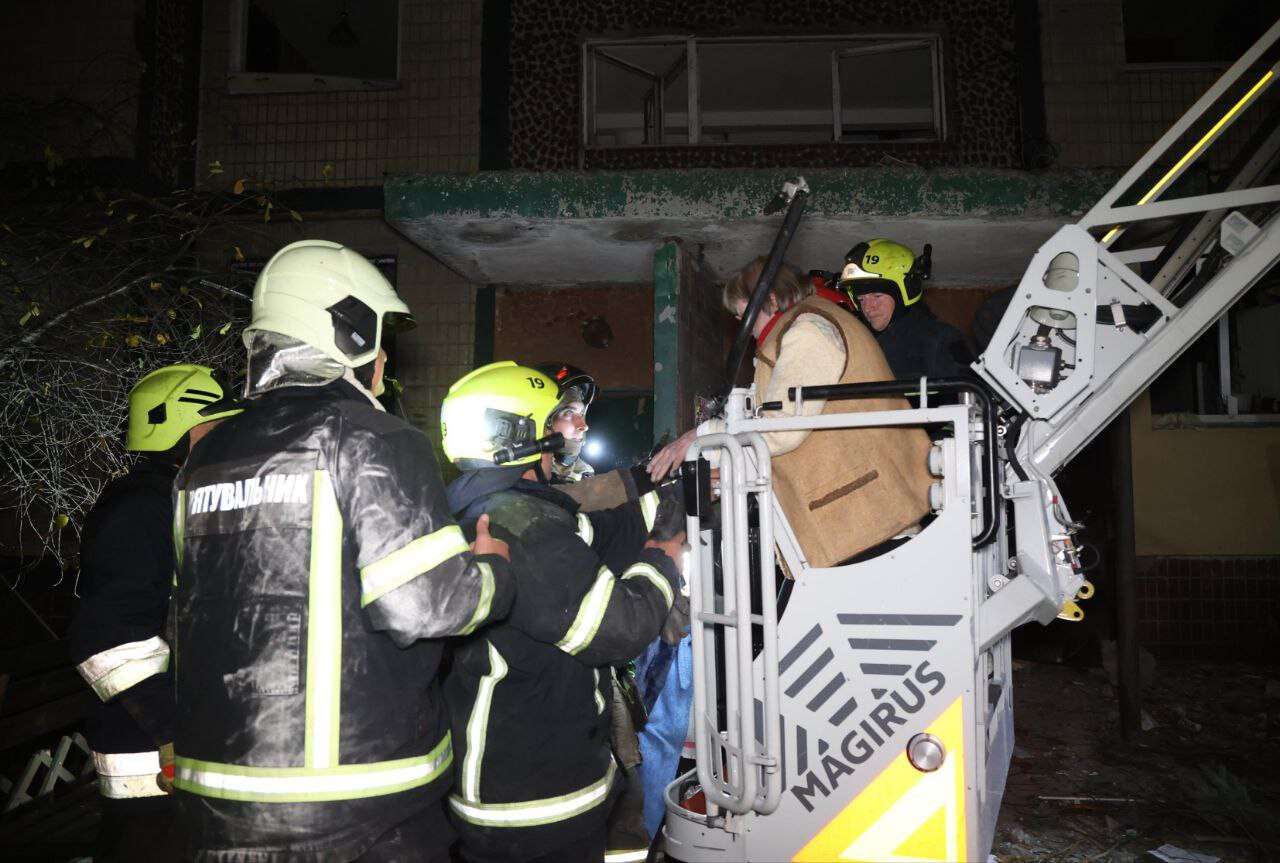 Удар по будинку в Дніпрі