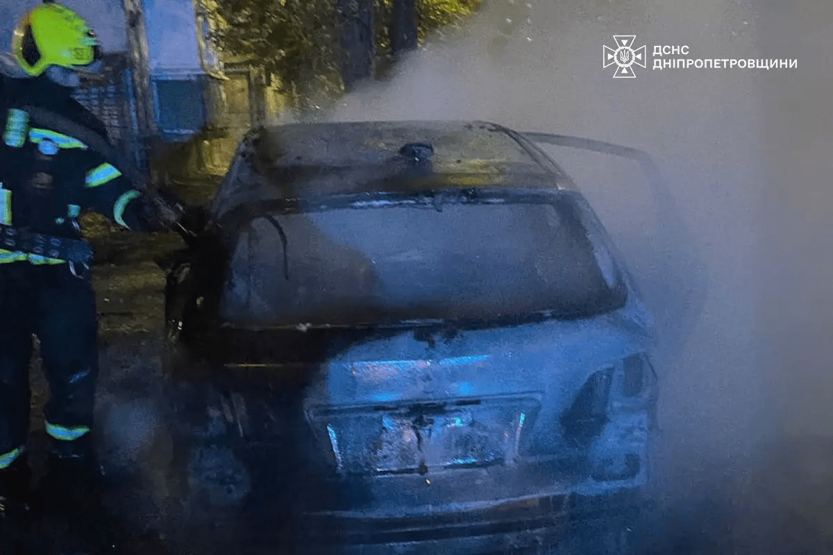 Сгорел автомобиль