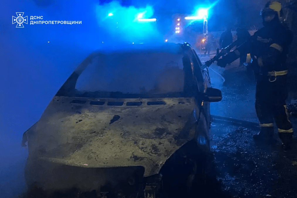 Згорів автомобіль