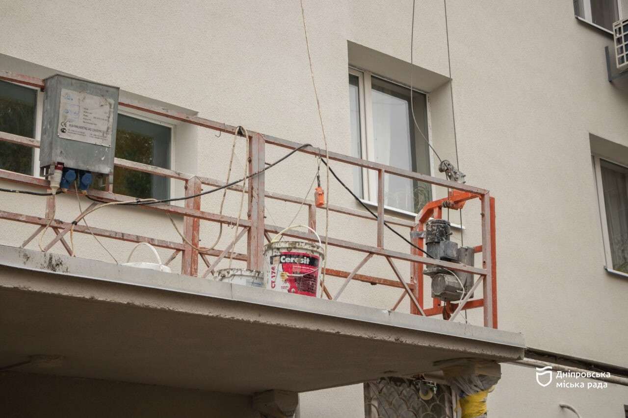 Утепление жилых домов продолжается: где идут работы