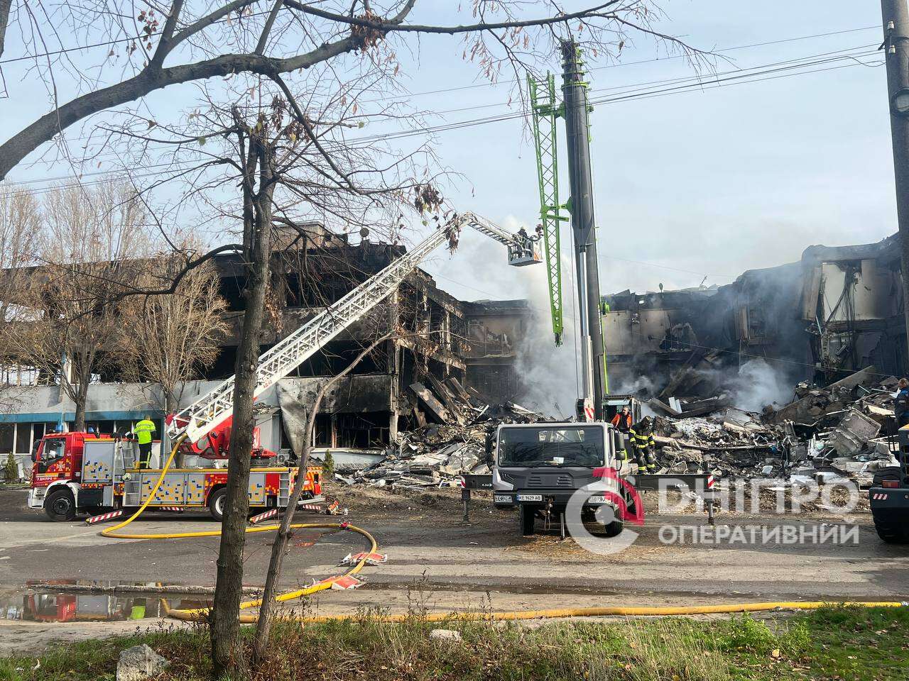 Атака на Дніпро 15 листопада: кадри з місця влучань
