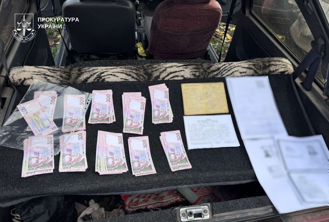 Організатора схеми ухилення від мобілізації викрили на Дніпропетровщині 12 листопада