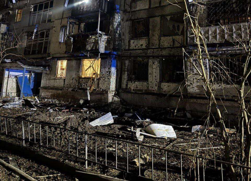 Взрывы в Днепре ночью 23 ноября: есть пострадавшие, среди них - ребенок