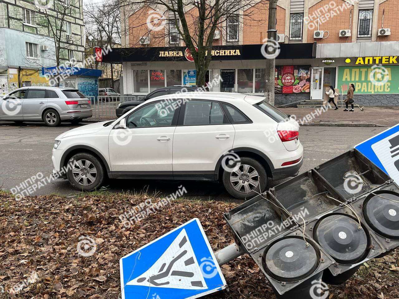 Серьезное ДТП на Александра Поля 24 ноября: Шевроле на скорости снес столб
