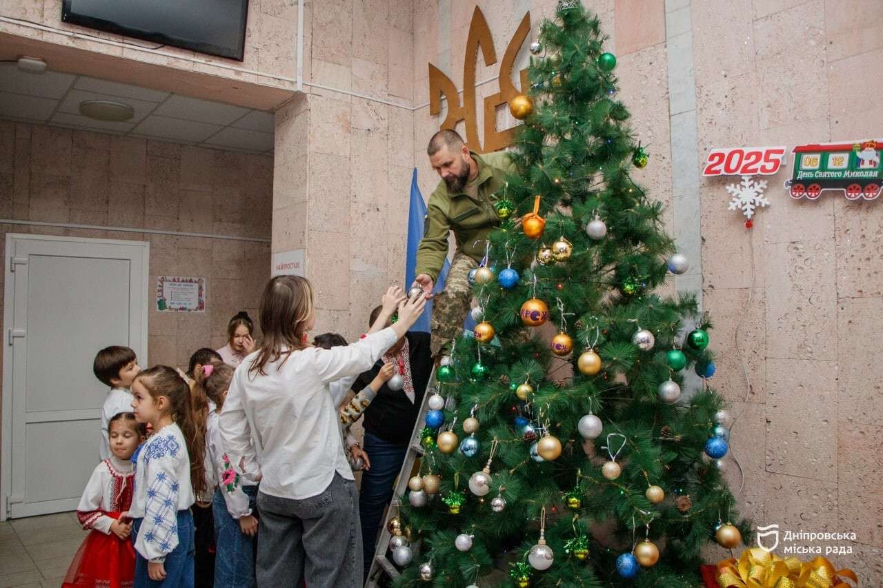Дніпро готується до Різдвяних свят