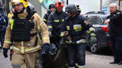 Атаки на Дніпро та область: місто у жалобі за загиблими внаслідок ракетного удару 1 грудня