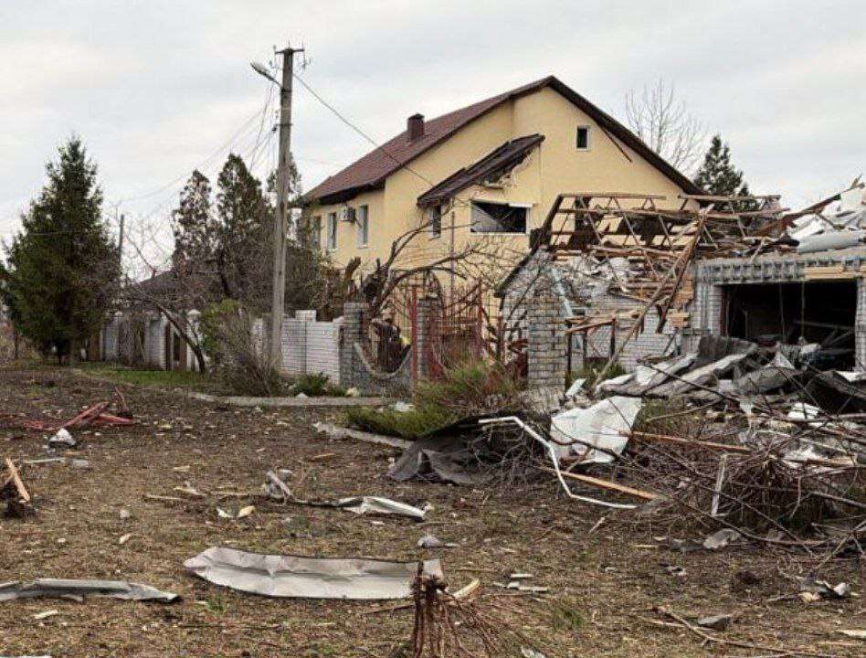 Ранковий вибух у Дніпрі: з'явилися подробиці ракетної атаки