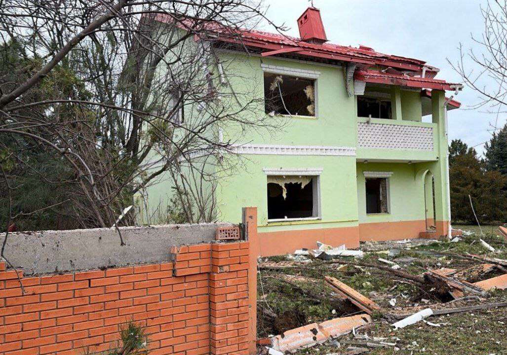 Ранковий вибух у Дніпрі: з'явилися подробиці ракетної атаки