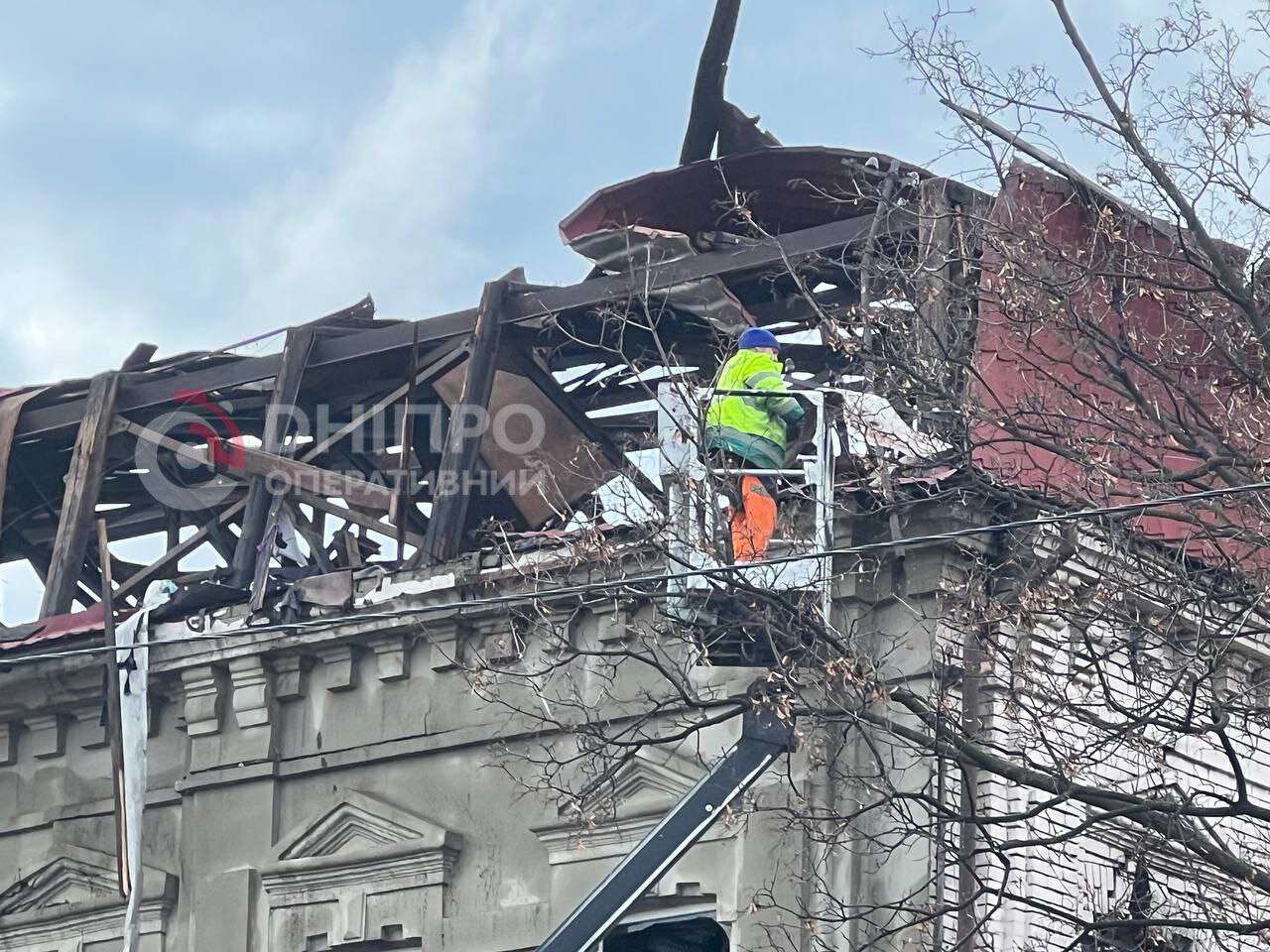 IMAGE 2025-12-08 10:47:57