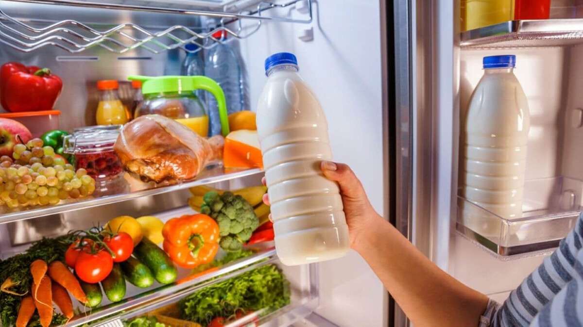 Як зберегти продукти в холодильнику під час тривалого відключення світла взимку
Цьогорічна зима року, на жаль, продовжує вимагати від нас готовності до тривалих відключень електроенергії. Питання збереження продуктів харчування в умовах…