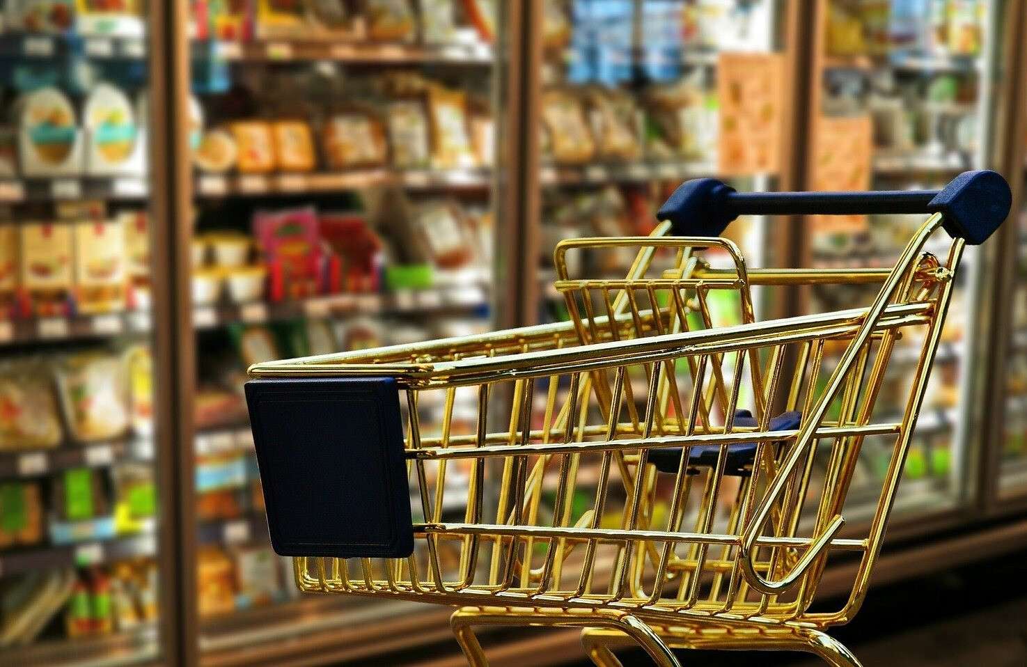 Відтепер дніпряни можуть витрачати “зимову тисячу” і на продукти
Відсьогодні дніпряни можуть витрачати 1 000 грн допомоги у межах програми «Зимова підтримка» на продукти харчування українського виробництва. Про це…