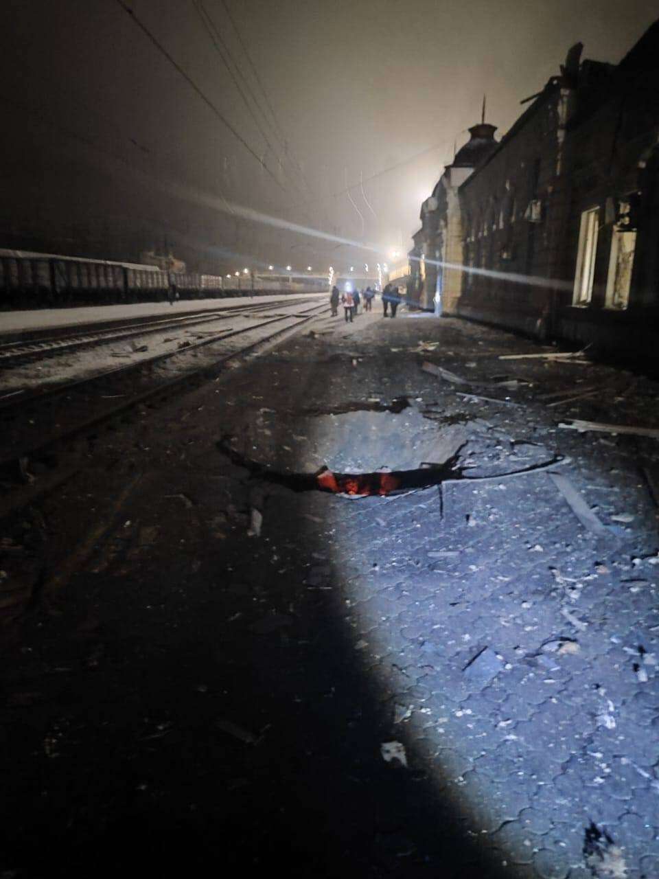Вокзал после удара рф