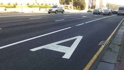 Правила користування смугами громадського транспорту