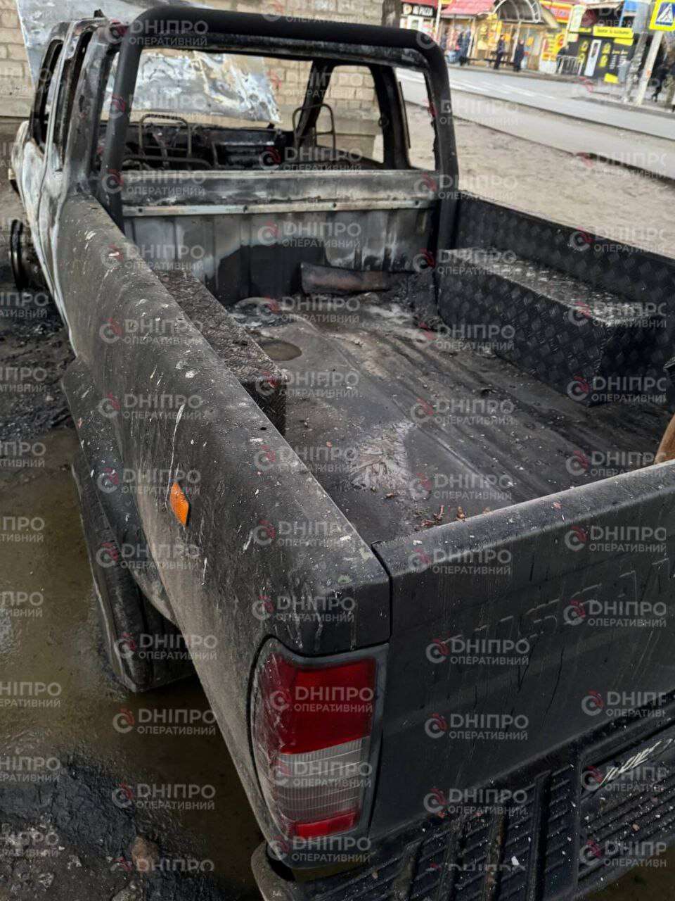 Пожар на ж/м Северный утром 25 декабря: уничтожили авто военного