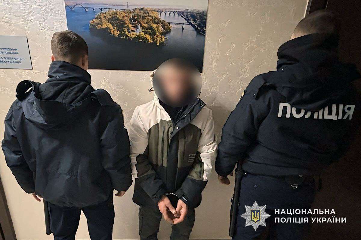 Горіло авто на вул. 93-ї Холодноярської Бригади 25 грудня: з'явилися подробиці