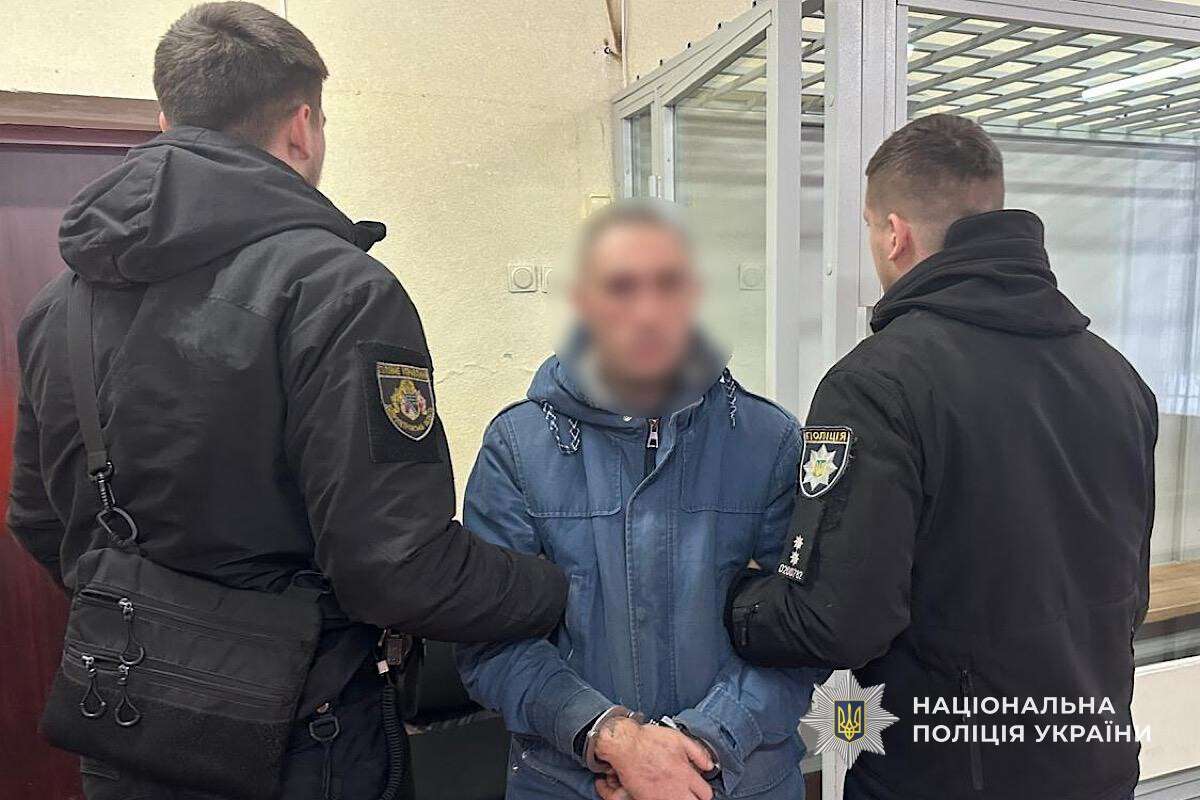 Закривавлений труп на Слобожанському проспекті виявили 3 січня - подробиці від поліції