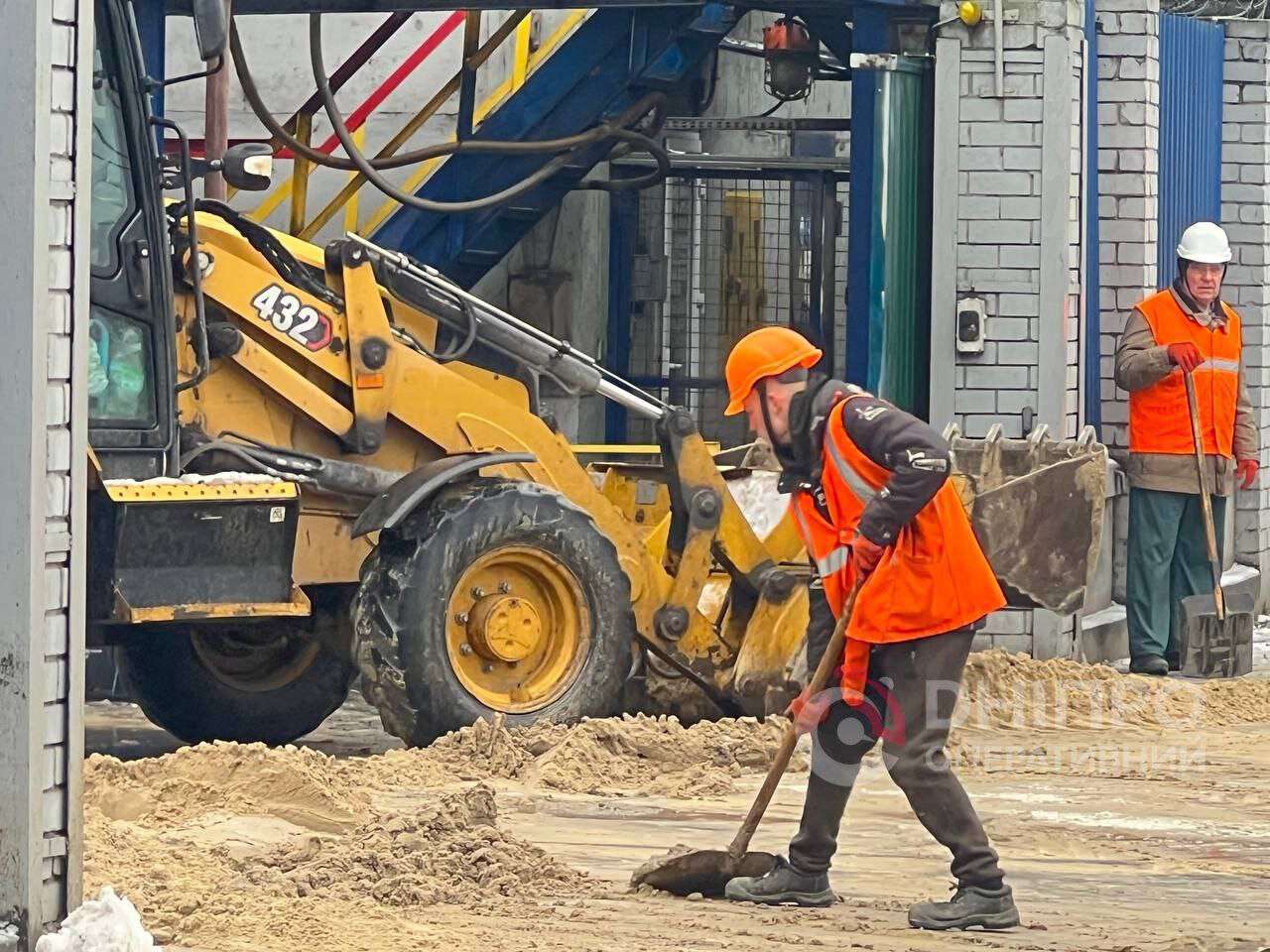 Рух Січеславською Набережною відновили після обстрілу 5 січня