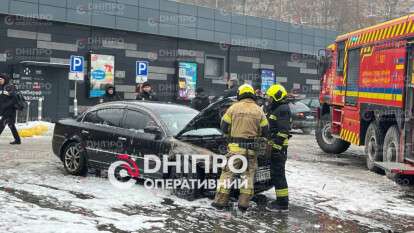 Загорелся автомобиль возле "АТБ" на ул. Независимости 6 января - что известно