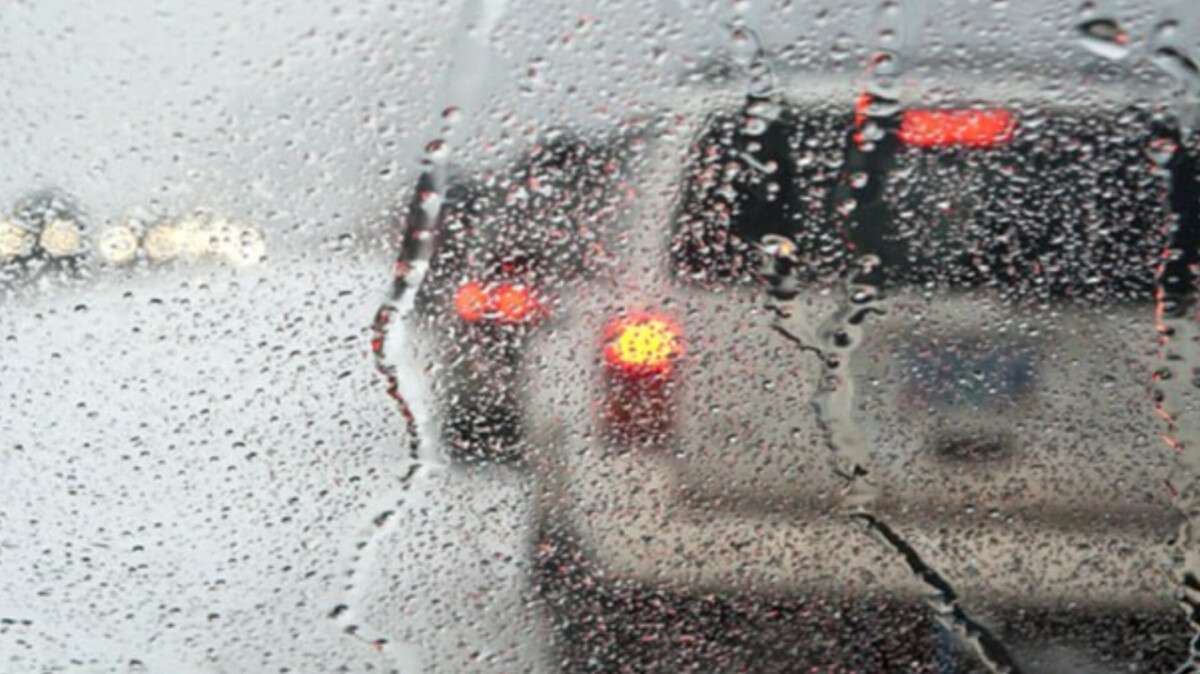 Погода в Дніпрі дощ