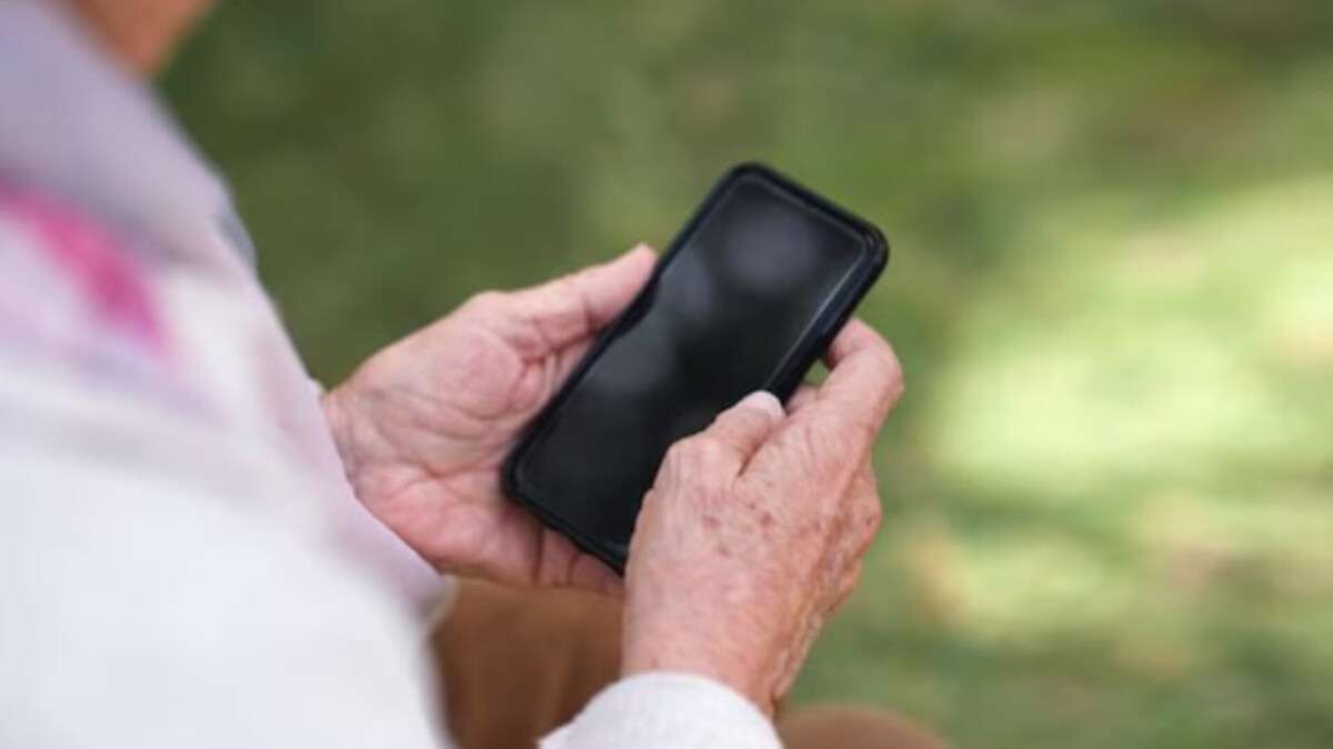 Подтверждение возраста, чтобы не потерять пенсию – что скрывается за такими сообщениями