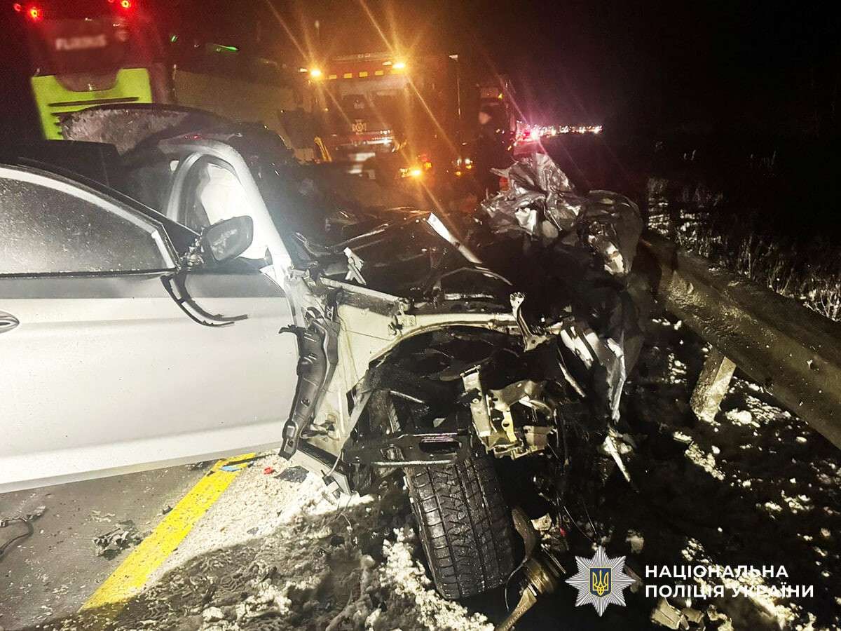 Смертельна ДТП на трасі Київ &ndash; Чоп: за кермом вантажівки був мешканець Дніпропетровщини