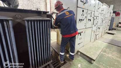 Опалювальний сезон у Дніпрі - найскладніший за весь час: тепловики працюють безперервно