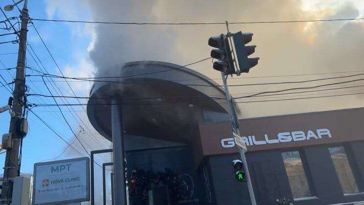 Горить ресторан у Дніпрі