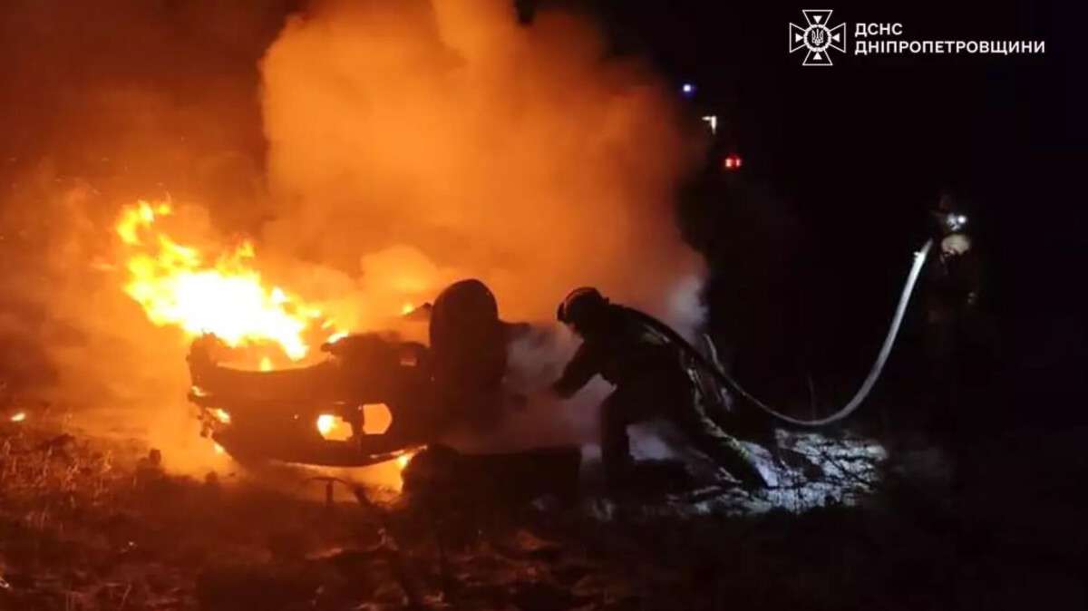 Смертельна ДТП на Дніпропетровщині: горіла Audi