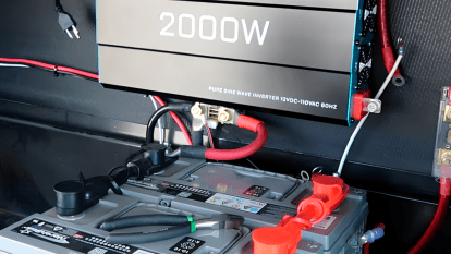 Як обрати інвертор для дому з акумулятором