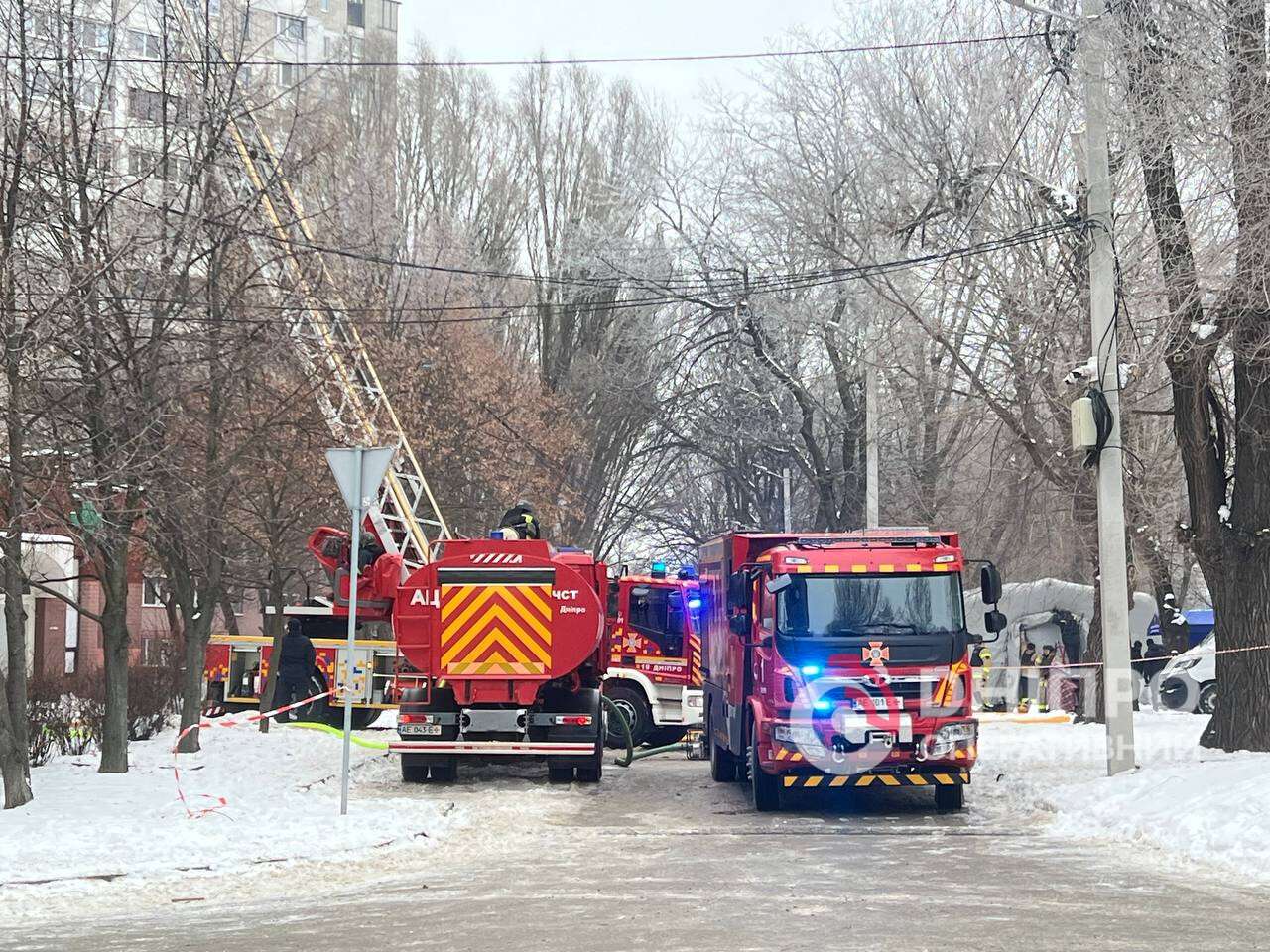 Атака на Дніпро 22 січня: кількість постраждалих зросла - кадри з місця влучання