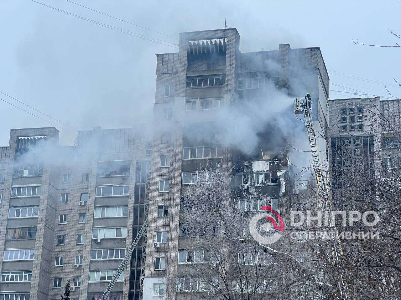 Атака на Дніпро 22 січня: кількість постраждалих зросла - кадри з місця влучання
