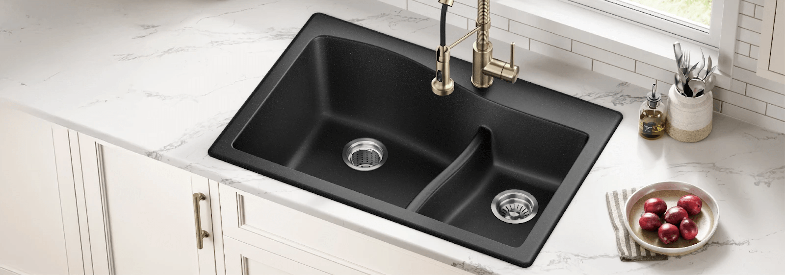 Вибираємо раковину, на якій не залишаються розводи та плями