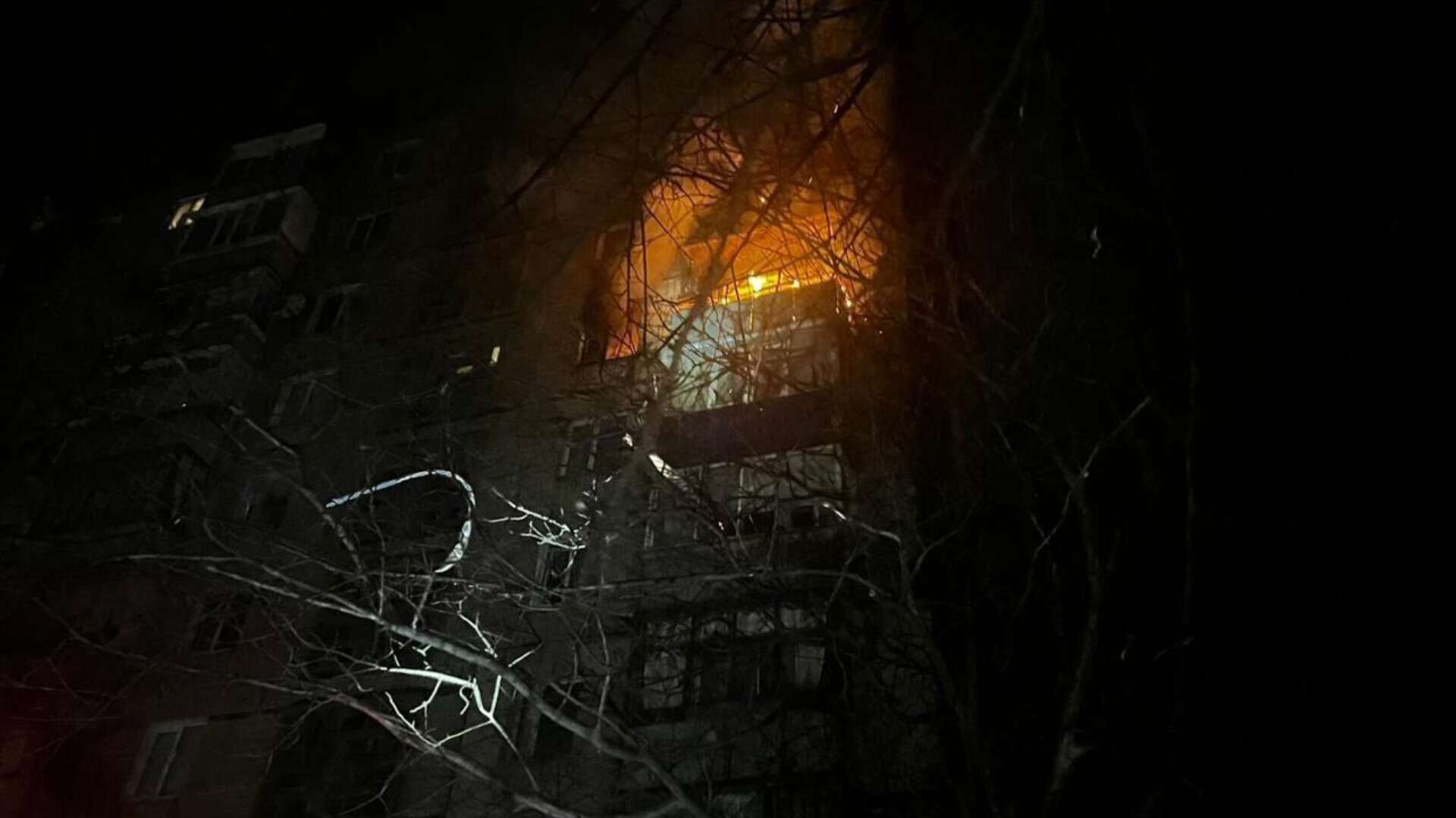 Вночі у Дніпрі та області лунали вибухи: ситуація станом на ранок 27 січня
У ніч проти вівторка, 27 січня, у низці районів Дніпропетровської області лунали вибухи. Під ударом опинився й Дніпро, передає "Дніпро…