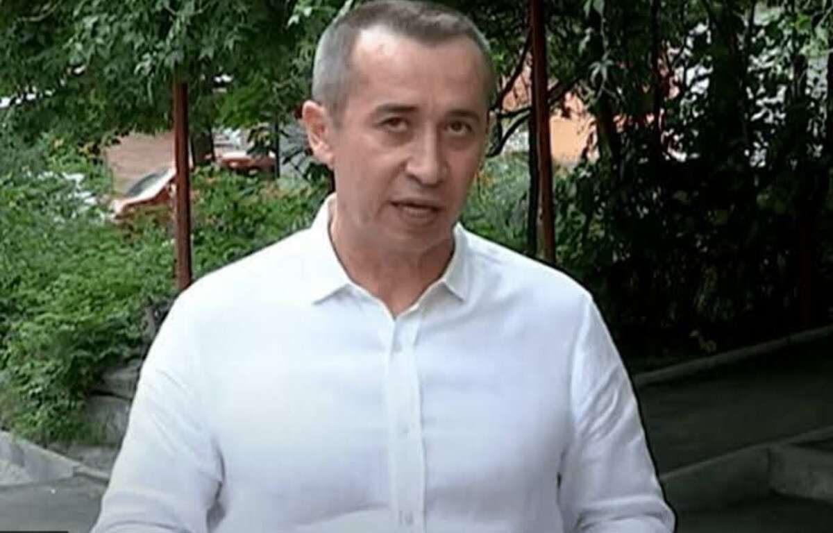 Краснов заявляв, що причина агресії рф – нібито розкол та “трещина” всередині України
Депутат Краснов свого часу наголошував, що напад рф нібито відбувся через “трещину” всередині держави. Такі заяви місцевий депутат робив раніше…