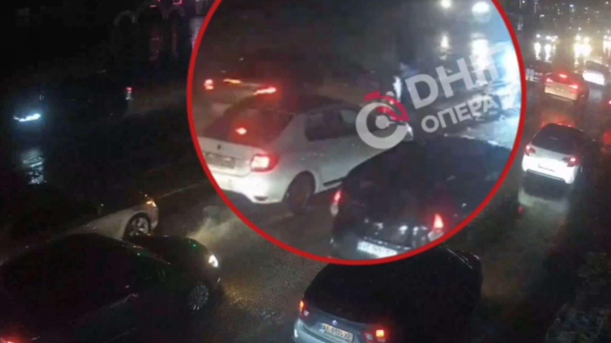 У Дніпрі на Степана Бандери збили пішохода: відео та подробиці
Минулого вечора, 29 січня, на вулиці Степана Бандери в Дніпрі легковий автомобіль наїхав на пішохода. Деталі інциденту розповість "Дніпро Оперативний".…