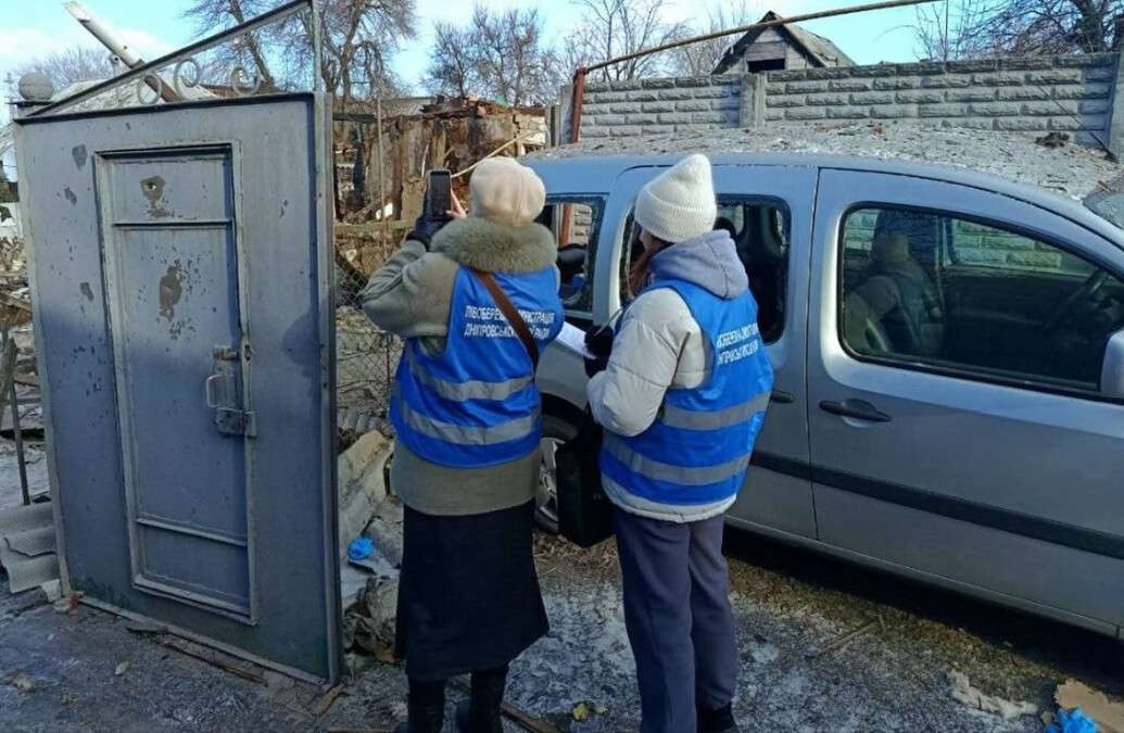 Пострадало жильё из-за ночной атаки в Днепре: куда обращаться за компенсацией и какие документы нужны