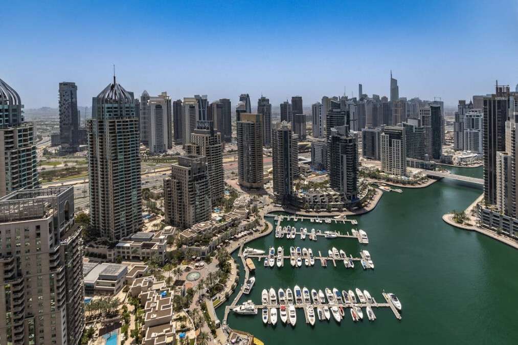 Яхтинг в Дубае теперь популярный: какие расходы, маршруты, и как забронировать все услуги