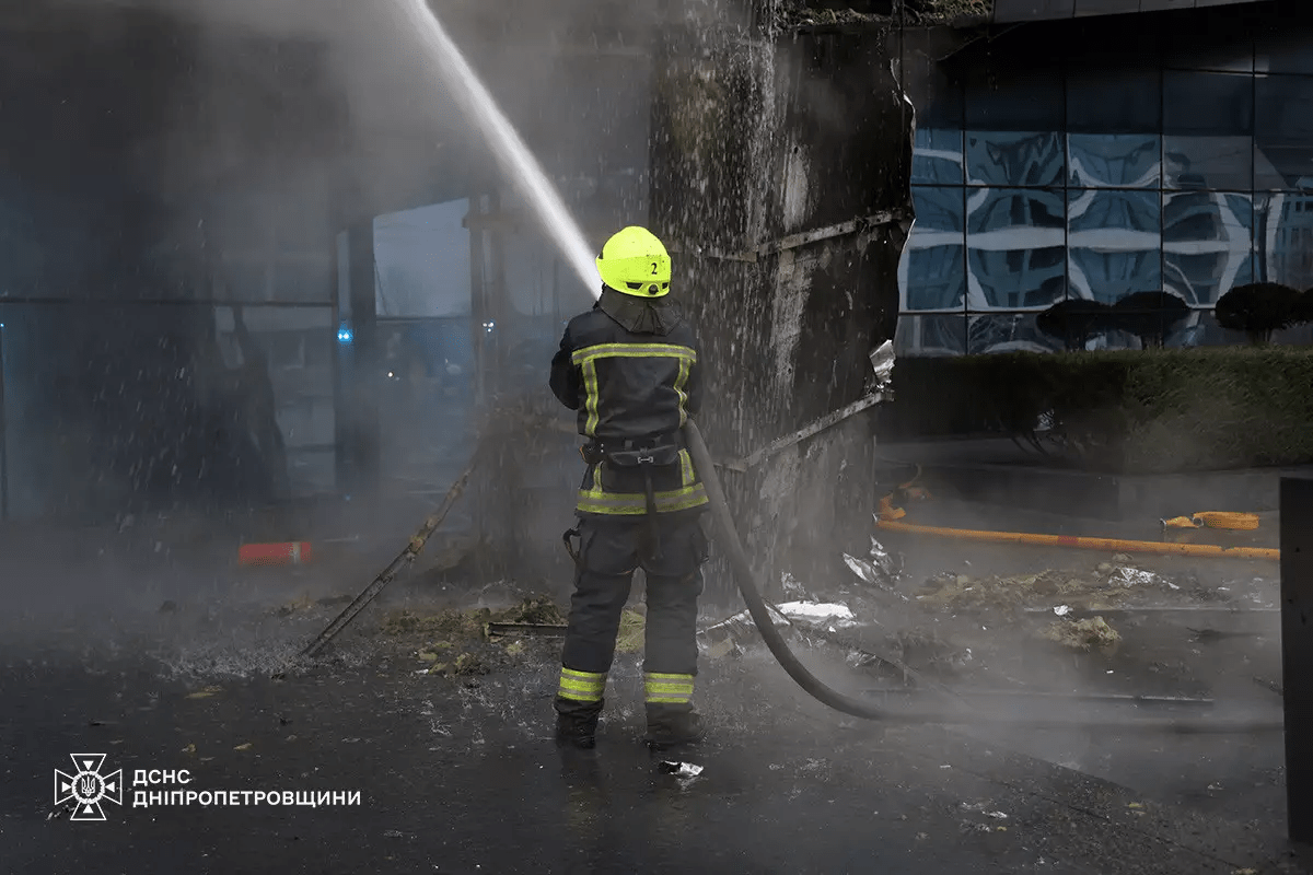 Горит Куб в Днепре