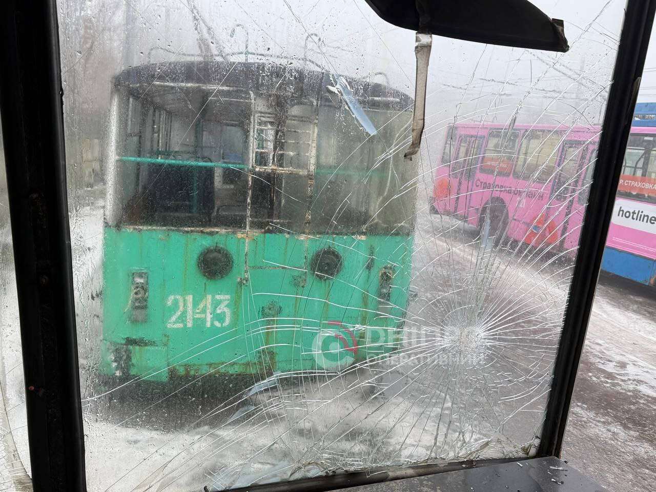 Днепр атака БпЛА 7 февраля: как выглядит повреждённое троллейбусное депо