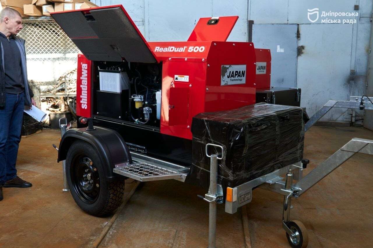 Дніпро отримав від Гуманітарного фонду Сергія Притули мобільний зварювальний комплекс для відновлення водопровідних мереж після ворожих атак