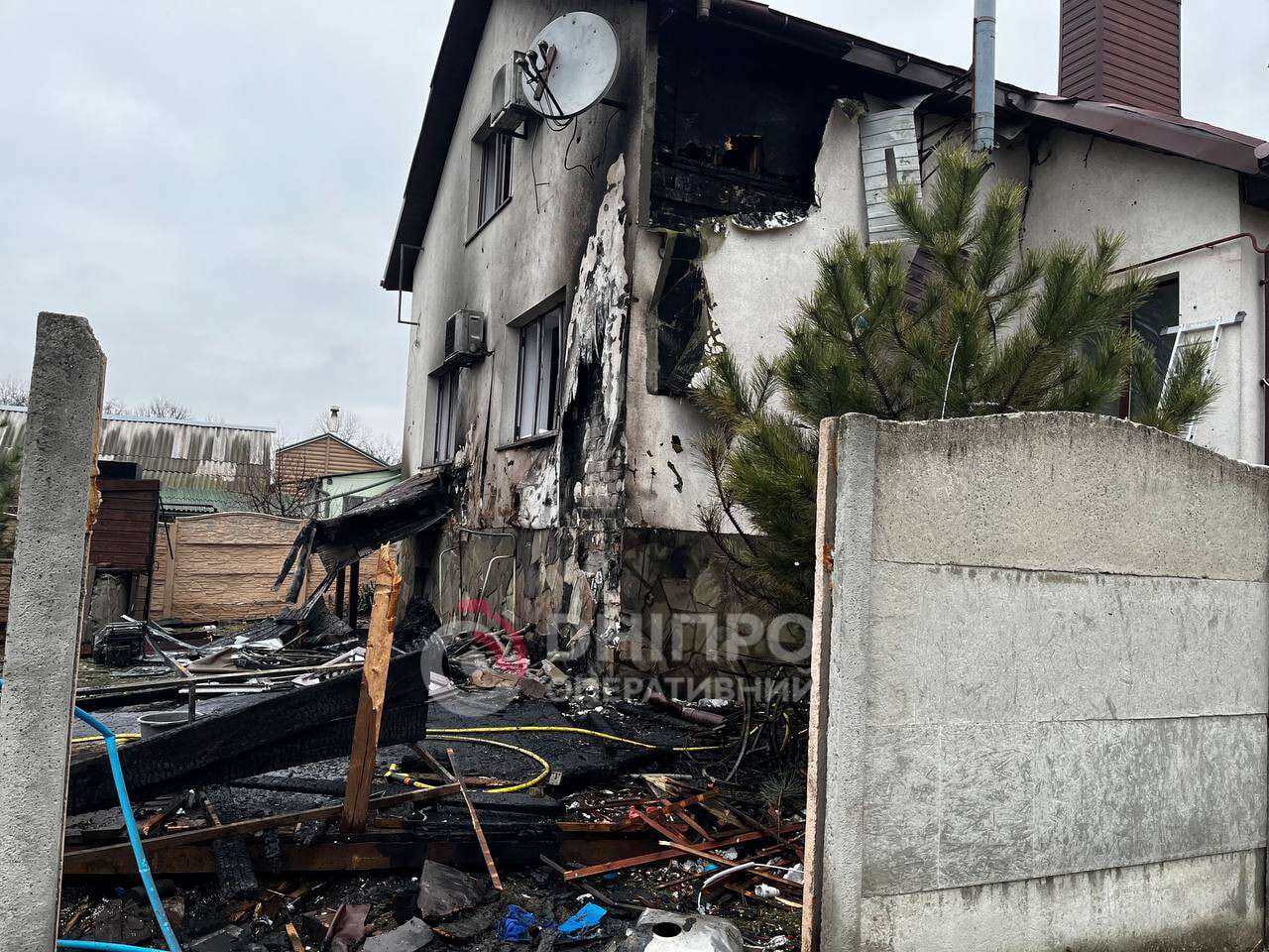 Последствия атаки рф на Днепр ночью 12.02.2026 &mdash; кадры и подробности