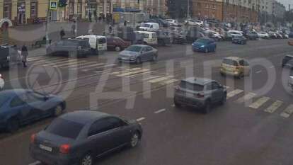 Серьезное ДТП напротив "Озерки" 15.02.2026 - видео момента