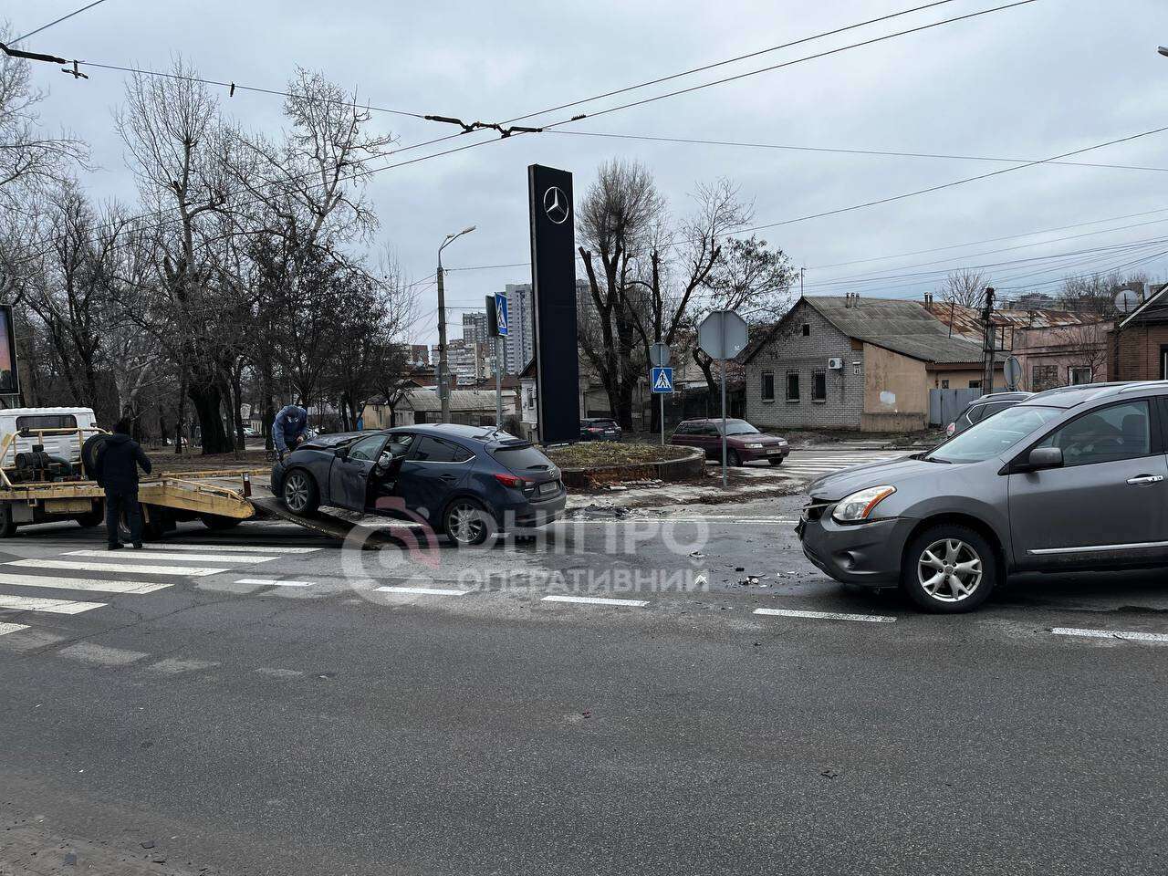 Серьезное ДТП на Степана Бандеры 16.02.2026 - подробности и кадры с места происшествия