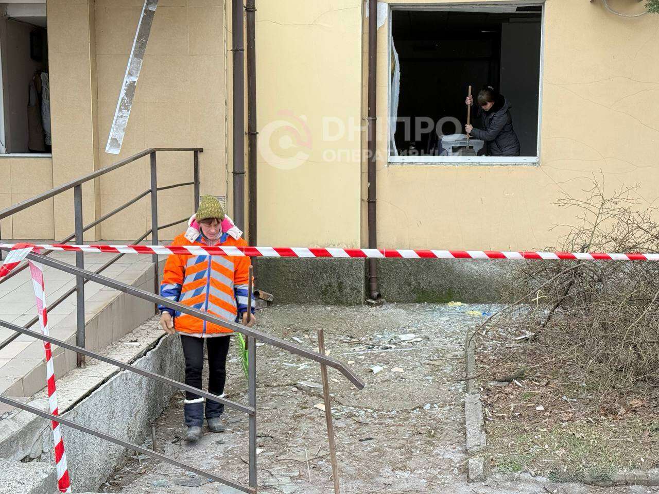 Атака на Дніпро 17 лютого 2026: кадри з місця ворожого влучання