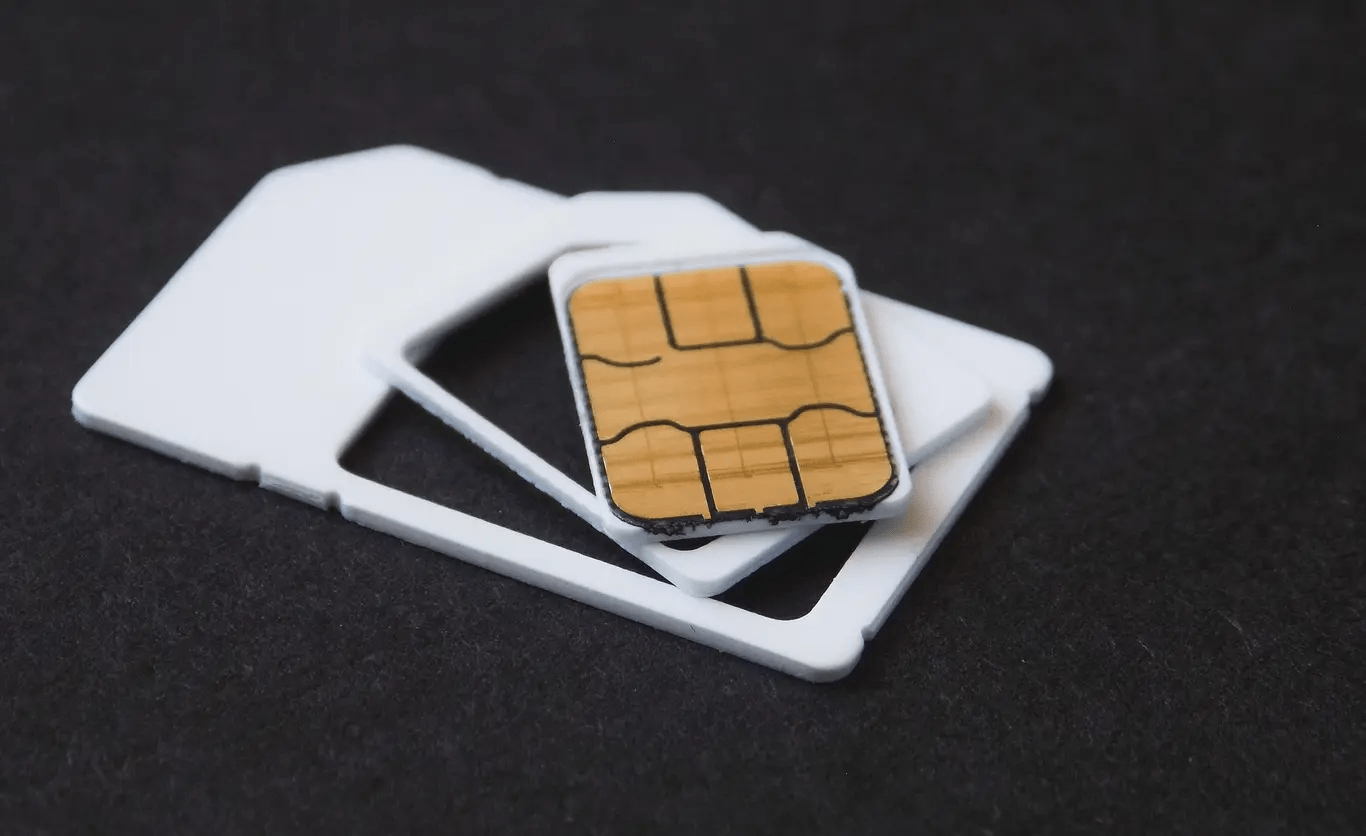 Чи продаватимуть SIM-картки за паспортом: що насправді чекає дніпрян
Після хвилі обговорень у медіа та соцмережах щодо можливого продажу SIM-карт лише за паспортами українцям пояснили, чи варто чекати змін…
