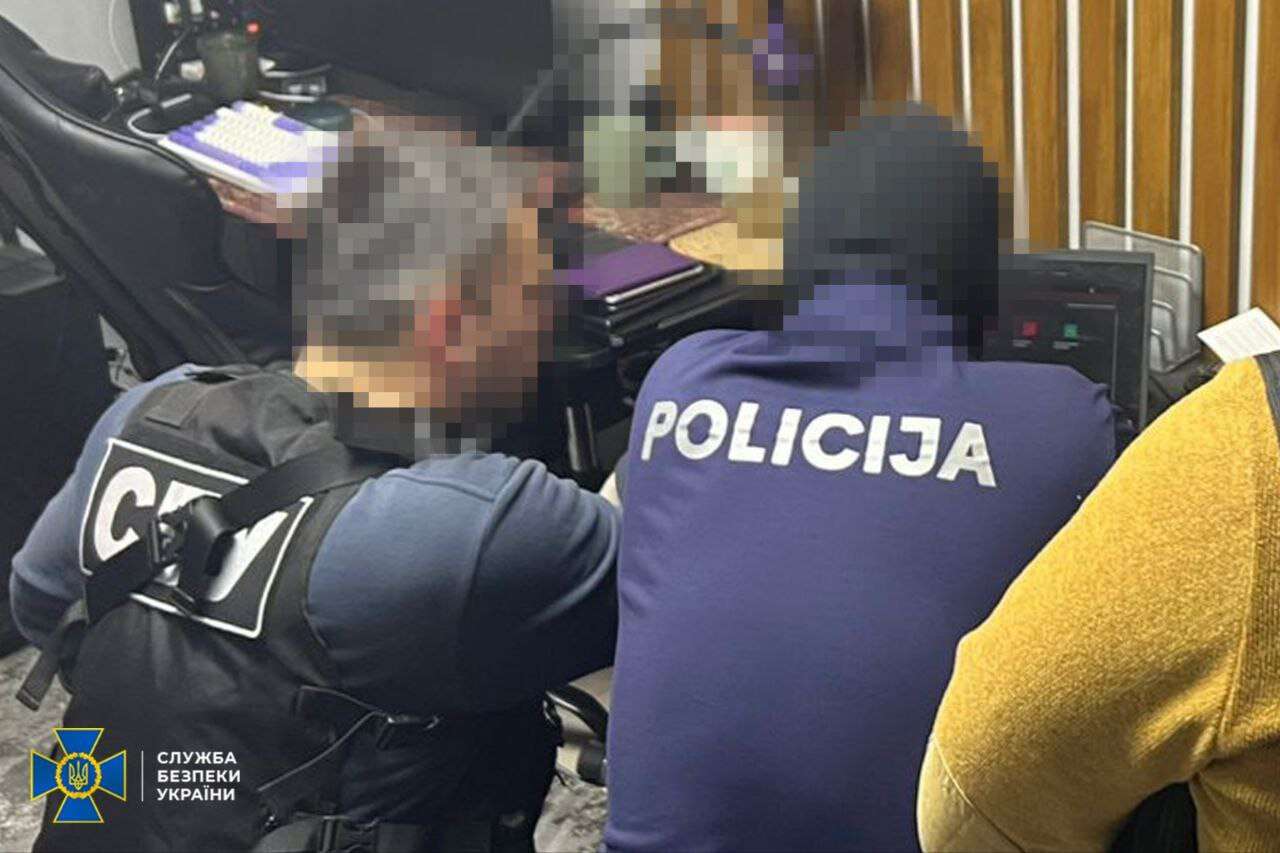 Кол-центры в Днепре обманули граждан ЕС на 1,2 млн долларов, &mdash; СБУ