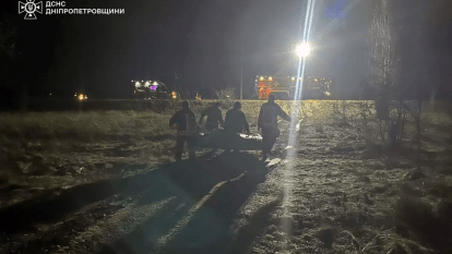 На Дніпропетровщині рятувальники витягли двох підлітків із пастки на кризі