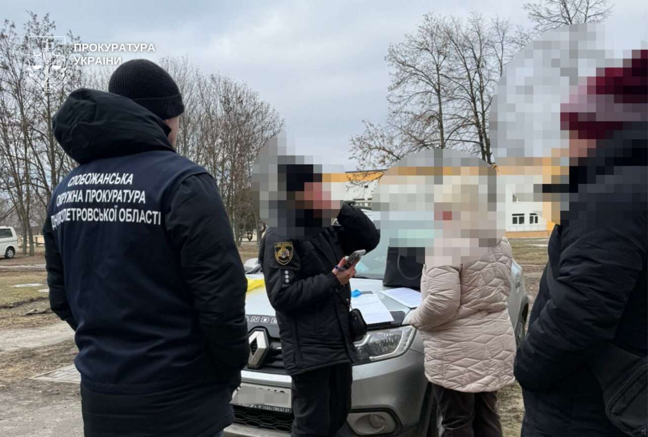 4,5 тысячи долларов за &ldquo;инвалидность&rdquo;: на Днепропетровщине разоблачили трёх работников больницы