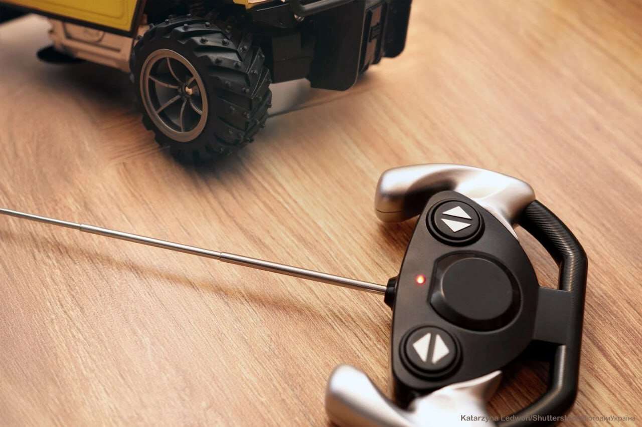 Радіокерований драйв: як обрати монстр-трак, що витримає випробування будь-якою калюжею